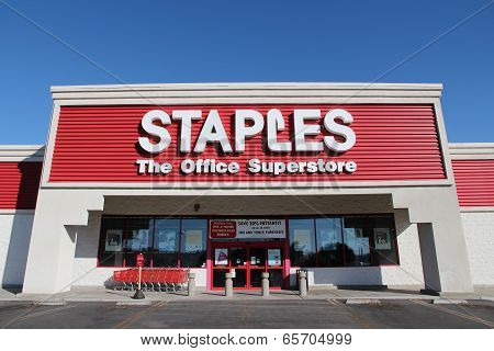 Staples Store