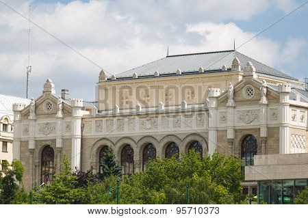 Vigado Concert Hall, Budapest