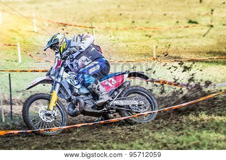 Enduro rider