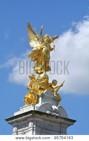 Victoria Memorial, London Uk