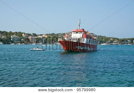 Red ferry Jumbo II
