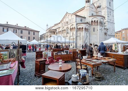 Modena Italy -January 28 2017.People visit the traditional hand market in Piazza Grande