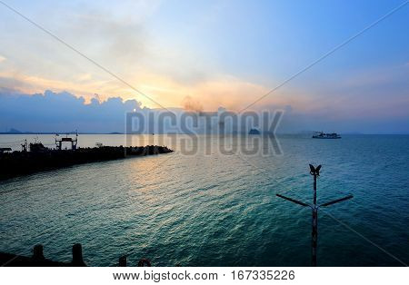 Photo wonderful beautiful sunset on the sea