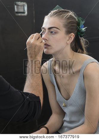 Monique Lhuillier - Backstage - Spring 2017 Collection