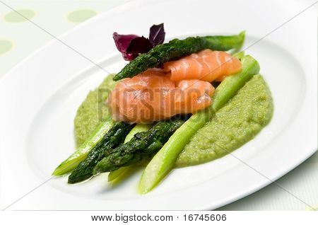 Salmone marinato