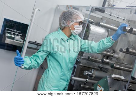 Plant Picture, Scientist Work With Machine, Show Thumb Up