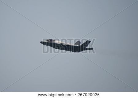 Lockheed Martin F-35 Lightning Ii Performing During The Chicago Air And Water Show, Chicago, Il Augu