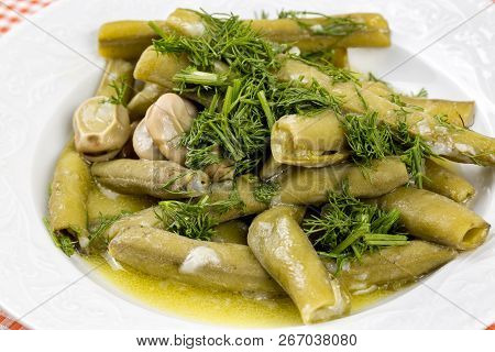 Turkish Food Broad Beans, Dill And Olive Oil / Zeytinyagli Bakla.