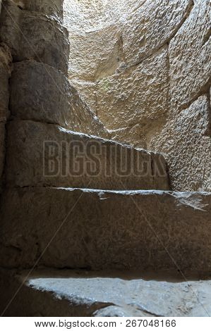 Steps of the spiral staircase connecting the upper and lower tiers in Nimrod Fortress located in Upp