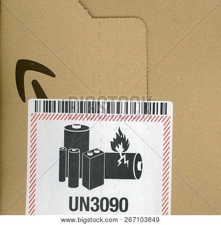 Berlin, Germany - Circa November 2018: Battery Warning Label On Amazon Packet, Based On Un3090 Lithi