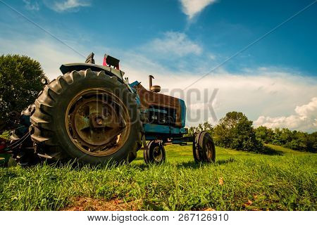 Tractor Summer Farm