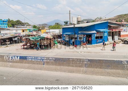 La Entrada, Honduras - April 13, 2016: Market By The Road In La Entrada Town.