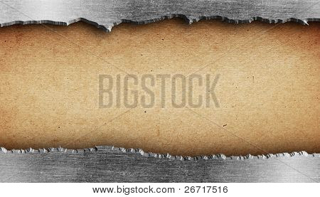 zerrissene Metall Textur über alte Papier