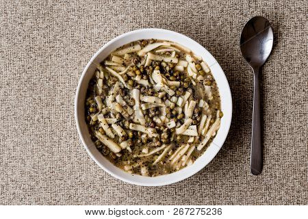 Turkish Mas Fasulyesi Corbasi / Mung Bean Soup. Detox Food