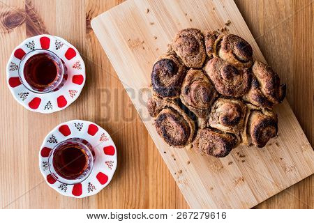 Turkish Hashasli Corek / Pastry With Poppy Seeds And Tea