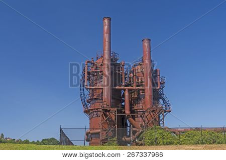 Old Industrial Equipment For Coal Gasification  In A  Gas Works Park In Seattle