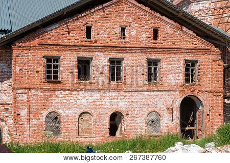 Holy Trinity Anzersky Monastery Of The Solovki Monastery On An Island Anzer (russia, Arkhangelsk Reg