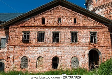 Holy Trinity Anzersky Monastery Of The Solovki Monastery On An Island Anzer (russia, Arkhangelsk Reg