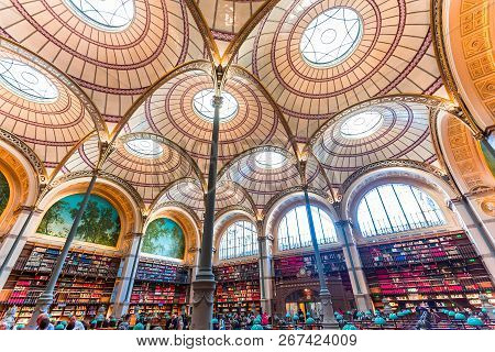 National Library Of Paris, France, Interiors