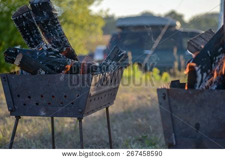 Natural Wood Fire For Bbq, Mangal Fire To Outdoor. Mangal Fire, Nature Fireplace, Nice Hd Real Fire.