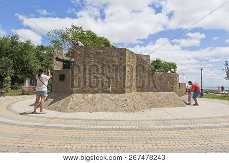 Evpatoria, Crimea, Russia - July 1, 2018: Tourists Take Pictures At The Suvorov Redoubt On The Teres