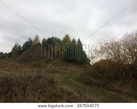 Autumn Landscape In The Village Of Konstantinovo Ryazan Region