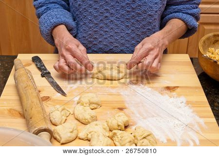Vaření pirogies. Těsto.
