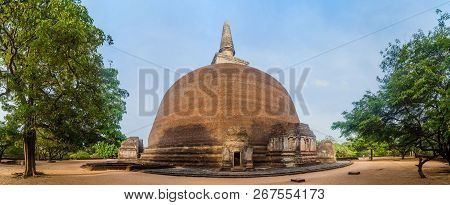 Rankoth Vehera Vihara In The Ancient City Polonnaruwa, Sri Lanka