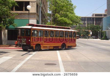 Downtown Tour-Bus