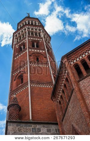 San Gottardo Bell Tower In Milan, Italy. Architect Francesco Pecorari From Cremona. The First Public