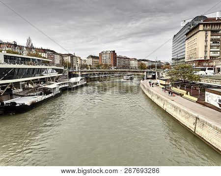 View Of The Danubio River In Vienna