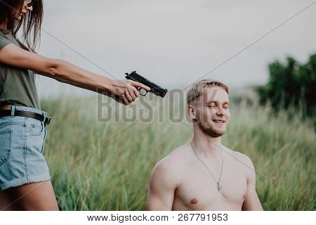 The Girl Sent A Gun To A Man Who Is Suspected Of Treason