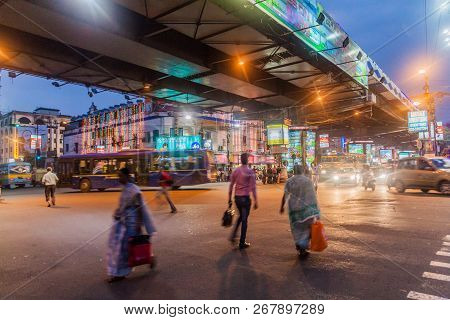 Kolkata, India - October 28, 2016: Evening View Of Acharya Jagadish Chandra Bose Rd Flyover In Kolka