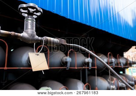Helium High Capacity Gas Cilinders. Tanks With Compressed Gas For Industry. Liquefied Oxygen Product