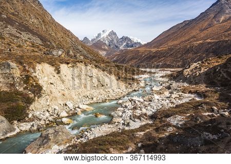 Bhote River Valley. Nepal, Sagarmatha National Park