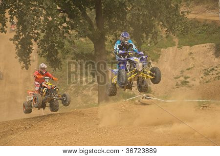 To Ridesr hopper Quad