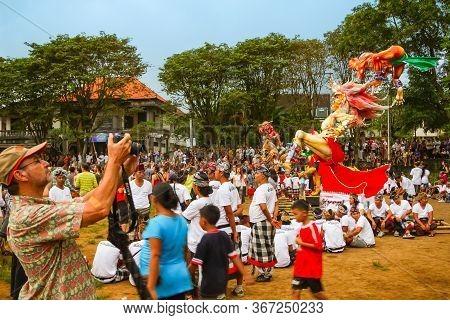 Ubud, Bali - March 04, 2011: Ogoh-ogoh Statues At The Ngrupuk Parade In Bali Island In Indonesia