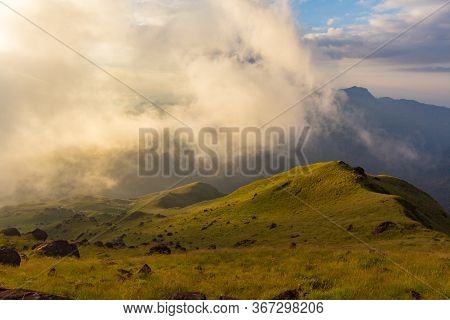 Mountain View With The Morning Sun Along With The Mist That Floats Through : Mulayit Taung,moei Wadi