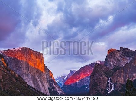 Beautiful Colorful Of Yosemite National Park At Sunset In Winter Season,yosemite National Park,calif