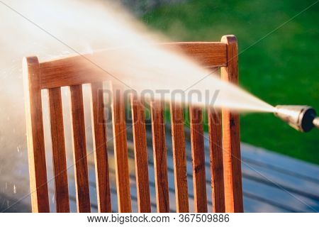 Power Washing Garden Furniture - Made Of Exotic Wood