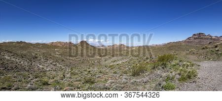 Scenic Landscape Of Route 66 Near Oatman, Usa
