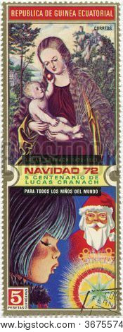 Republikken af GINEA-CIRCA 1971: Madonna med Jesus barnet på frimærke, circa 1971
