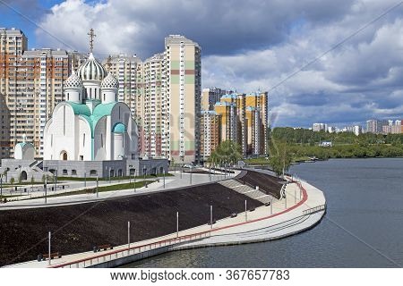 Construction Of Moscow River Embankment And St. Nicholas Church In New Area Of Pavshinsky Floodplain