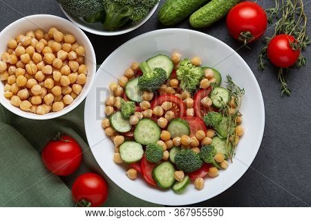 Vegean Salad With Cheakpea And Fresh Vegetables, Close Up. Raw Food For Cooking Fresh Salad