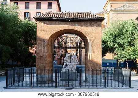 Madrid, Spain - May, 24, 2020: The Dos De Mayo Square In Malasana With Monument Celebrating The Dos 