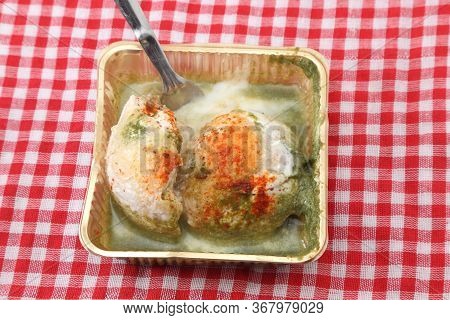Famous Indian Food Dahi Bada.