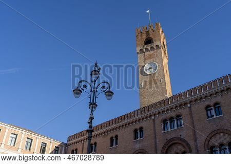 Beautfiful Piazza Dei Signori Is The Palazzo Dei Trecento. Watch Tower In The City Center Of Treviso