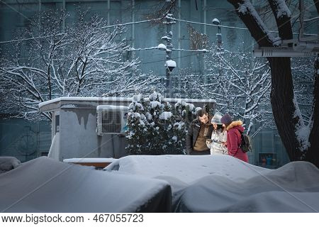 Belgrade, Serbia - January 22, 2022: Selective Blur On Young People, Generation Z Teenagers Watching