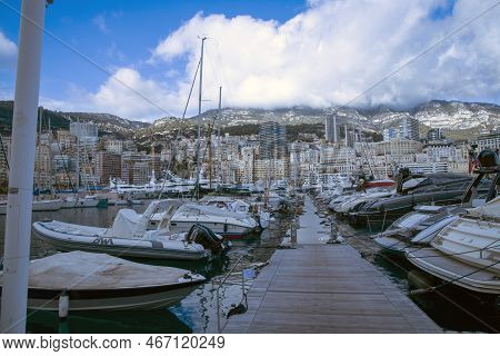 Monaco / Francia - December 10, 2022: Montecarlo Town View, Montecarlo, Monaco, France, Europe
