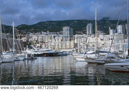 Monaco / Francia - December 10, 2022: Montecarlo Town View, Montecarlo, Monaco, France, Europe